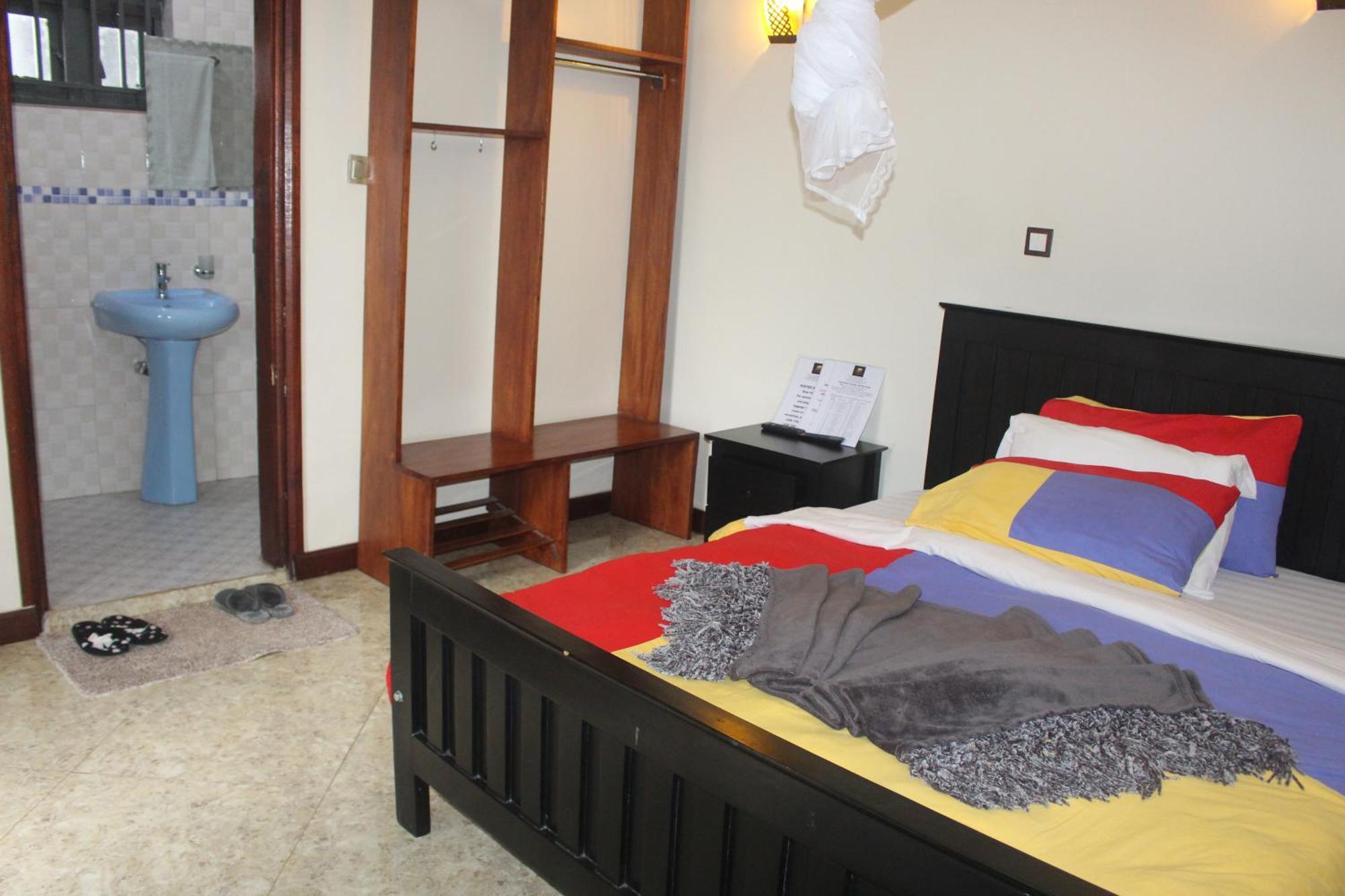 Montane Safaris Hotel Fort Portal Eksteriør bilde