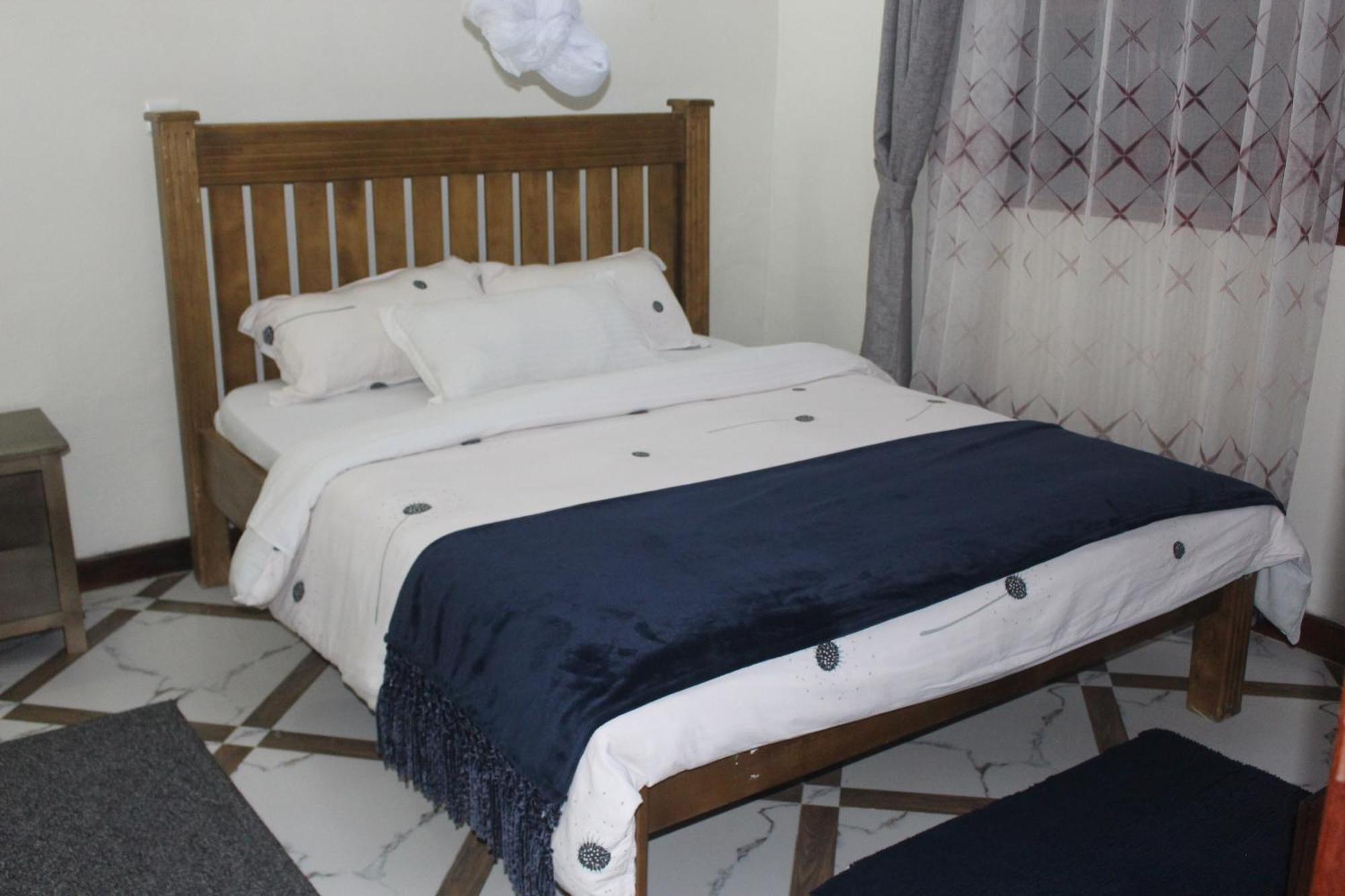Montane Safaris Hotel Fort Portal Eksteriør bilde